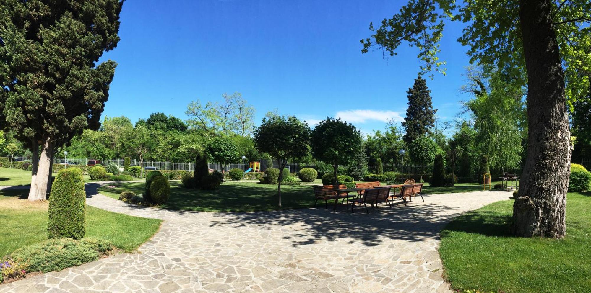 Varna Garden View Apartment Exterior foto